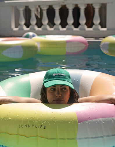 FLOATS