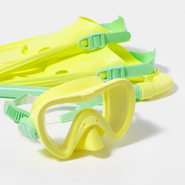S3VDSMSS_1 Kids Dive Set Medium – Sea Seeker Ocean