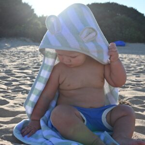 S41HTGRN_L_3 Baby Character Towel – Apple Sorbet Pastel Green