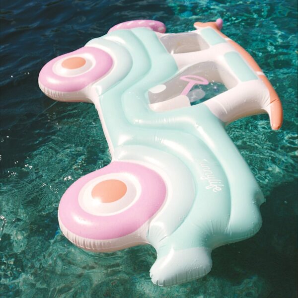 S41LXFMUL_L_2 Luxe Lie-On Float – Beach Buggy Multi