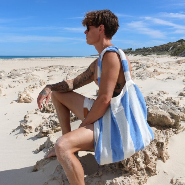 Beach Towel 2-in-1 Tote Bag – Le Weekend Mid Blue Cream