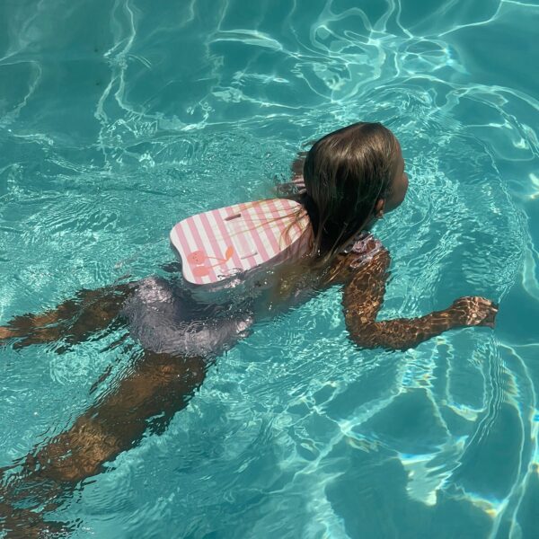 Bubble Back Float – Cotton Candy Cherry