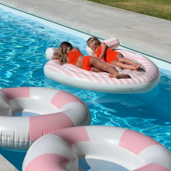 Twin Lie-On Float – Stole My Heart Pink Stripe