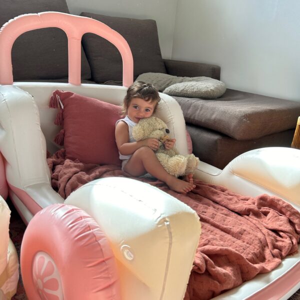 S51KSBCN_L_6 Kids Air Mattress – Summer Van Candy