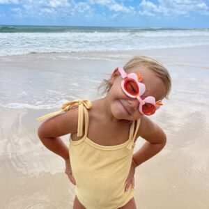 Swimming Goggles – Cotton Candy Cherry
