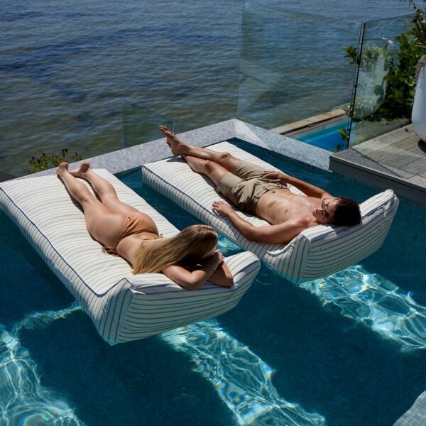 S51LDLGR_LS_5 Luxe Lie-On Lounger – La Palma Sage Stripe