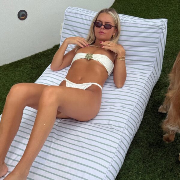 S51LDLGR_L_17 Luxe Lie-On Lounger – La Palma Sage Stripe