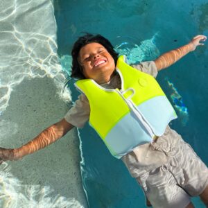 SCMSVAQL_L_1 Swim Vest 3-6 – Salty the Shark Aqua Neon Yellow