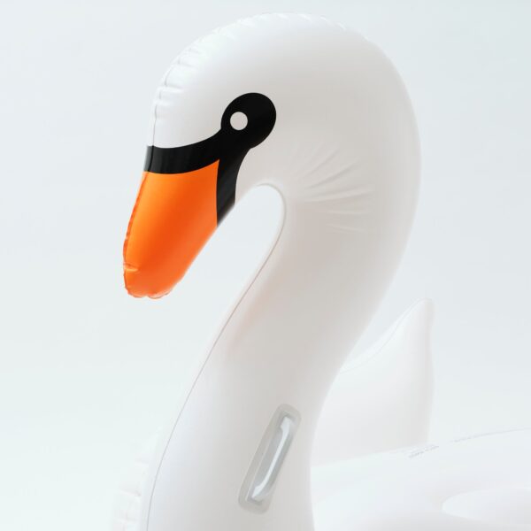 Original Luxe Ride-On Float Swan – The Resort White on White