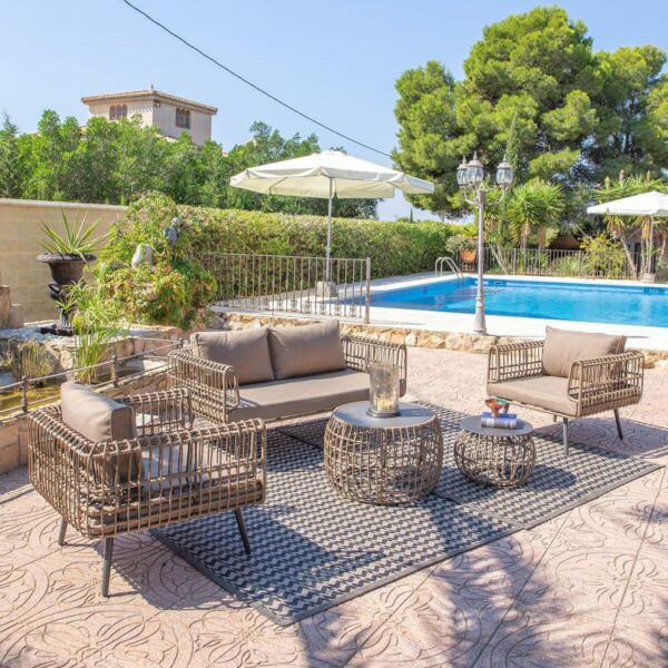 Ariki 2-Seater Rattan Garden Sofa