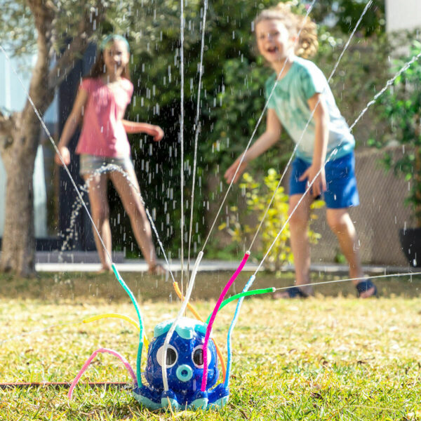 Bumper Balls & Water Sprinkler Garden Set