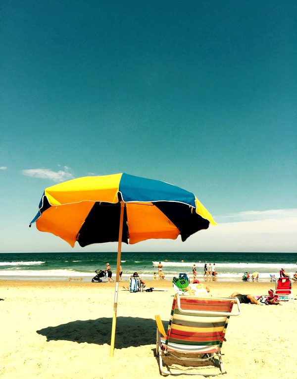 CABANAS & UMBRELLAS